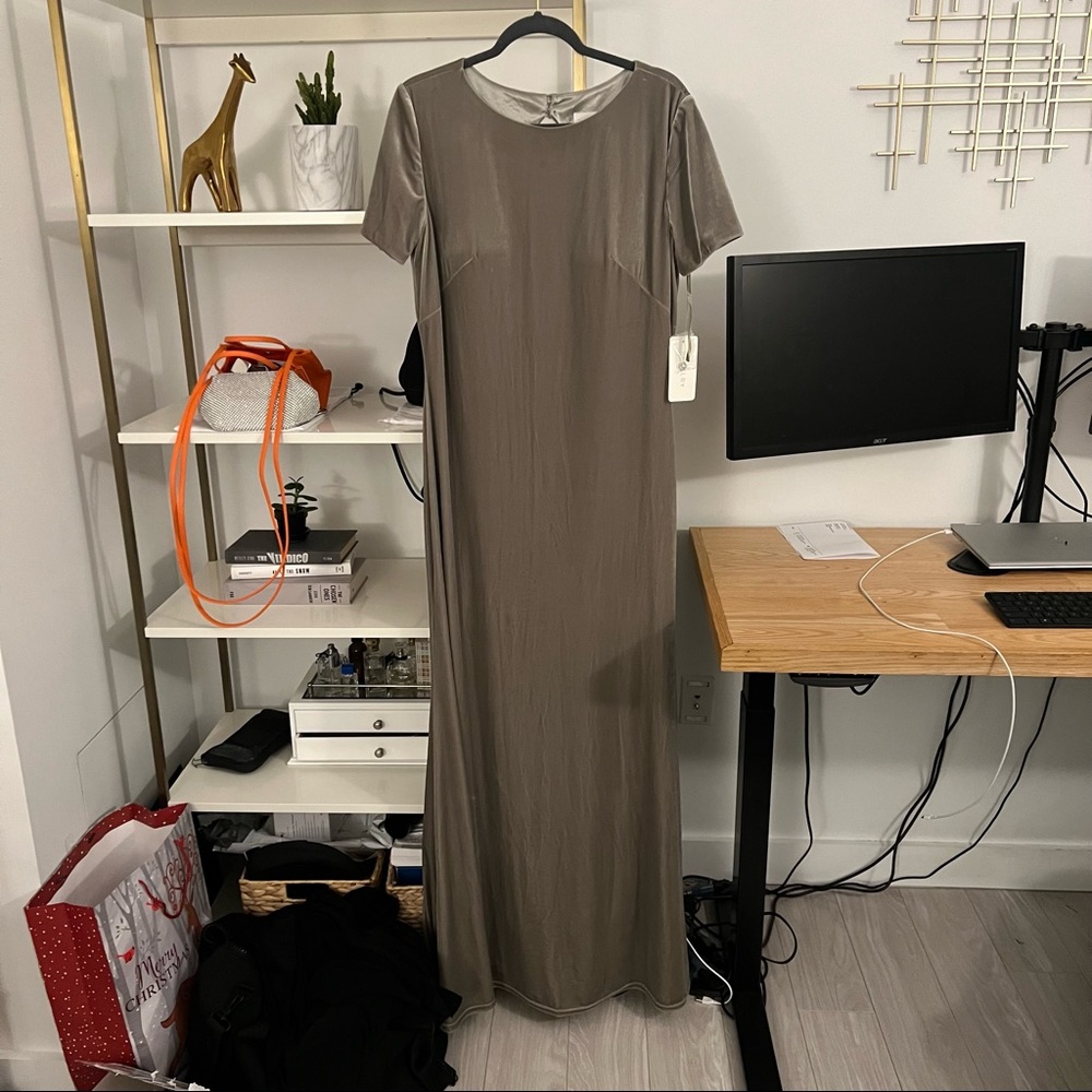 Revelry sage green Naomi Velvet Dress size 16 bridesmaid NWT unaltered